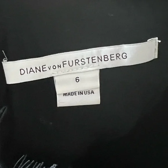 Diane von Furstenberg Lace Sheath Mini Dress Size 6 Black - Picture 8 of 9